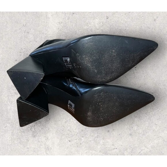 Forever 21 Women's Size 11 Black Stretch Faux Leather Ankle Boots Side Zip - Picture 6 of 8